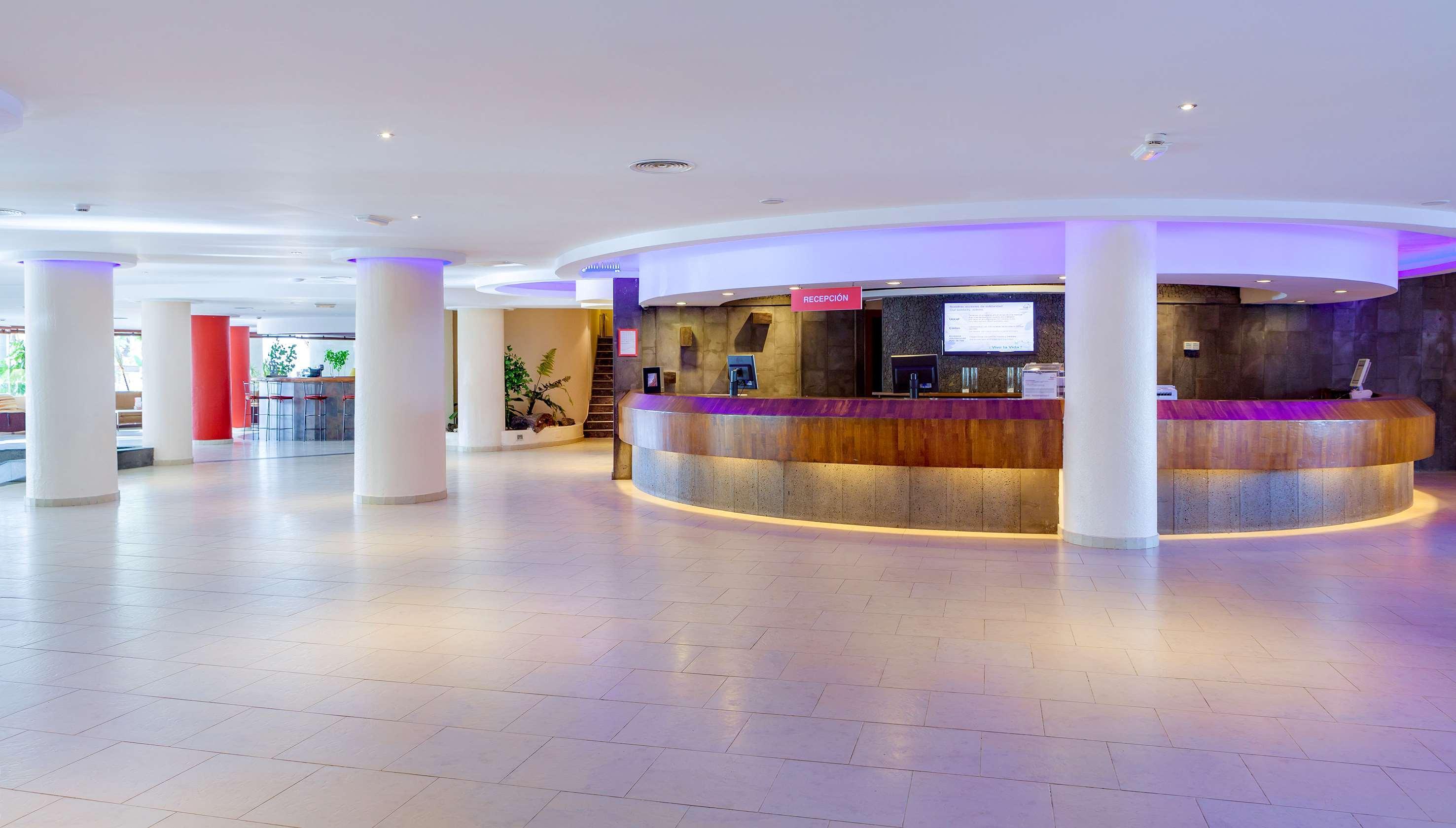 Sol Lanzarote Hotel Puerto del Carmen  Exterior photo